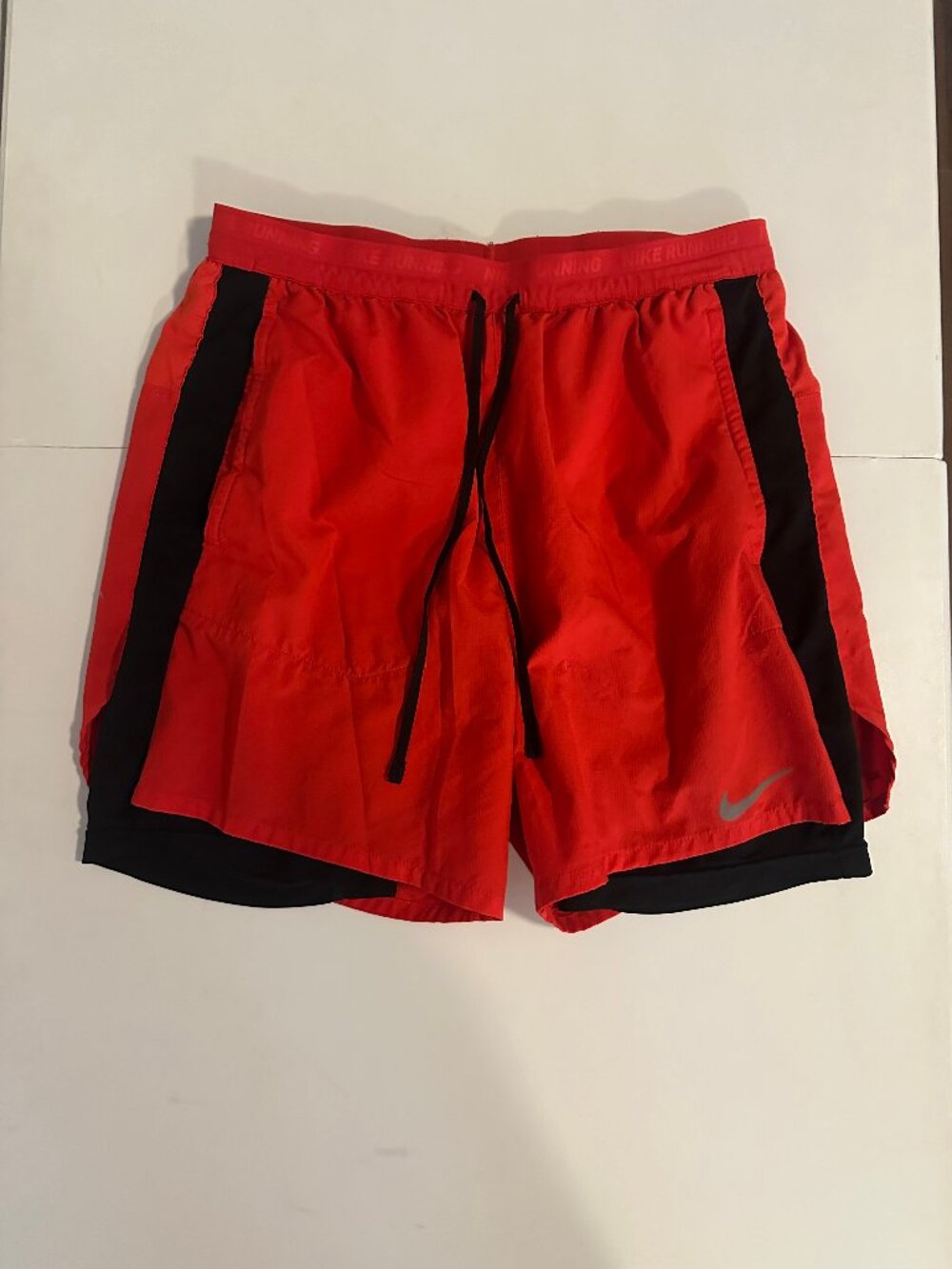 Nike Dri-FIT Running Shorts Red Black Men's Medium 5" Lined EUC